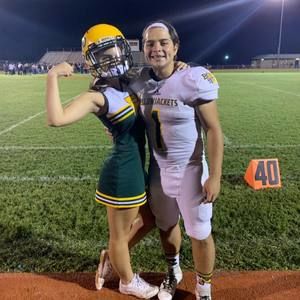 Meet your Posher, Felicity